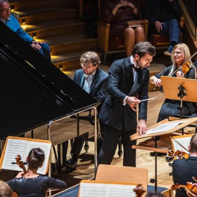 Koncert symfoniczny - Krzysztof Książek, Kakhi Solomnishvili i Orkiestra PFB